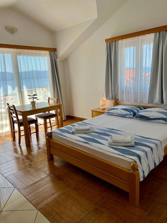 Vespera Apartments Bol Dış mekan fotoğraf