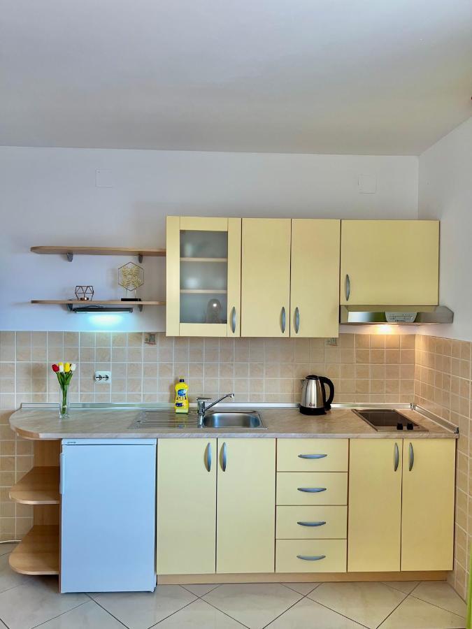 Vespera Apartments Bol Dış mekan fotoğraf