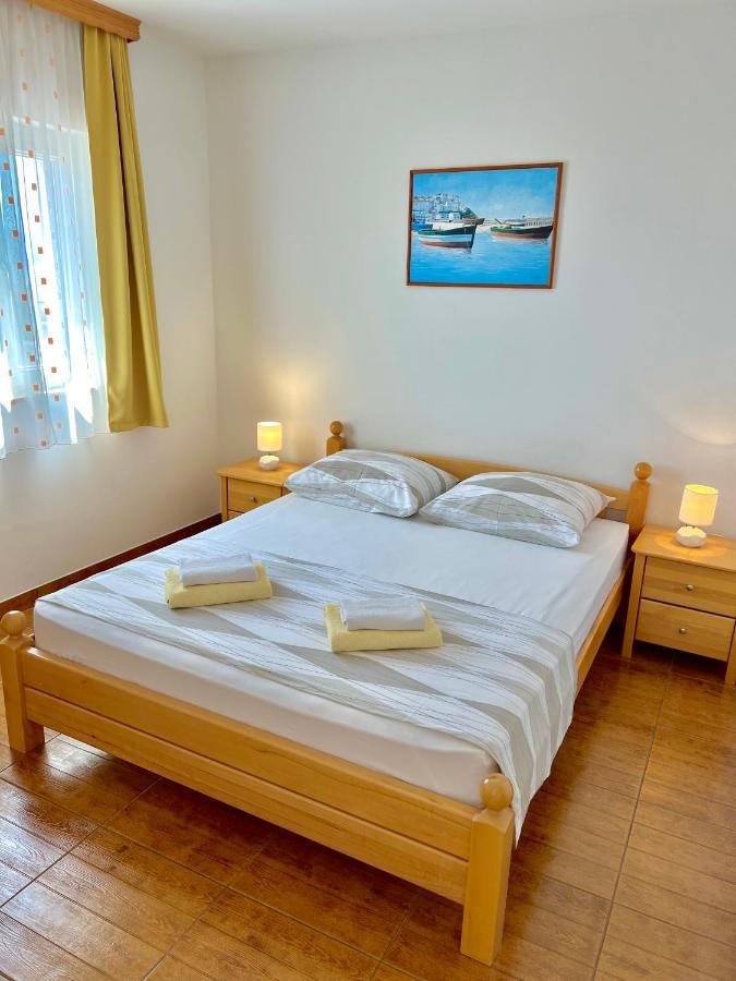 Vespera Apartments Bol Dış mekan fotoğraf