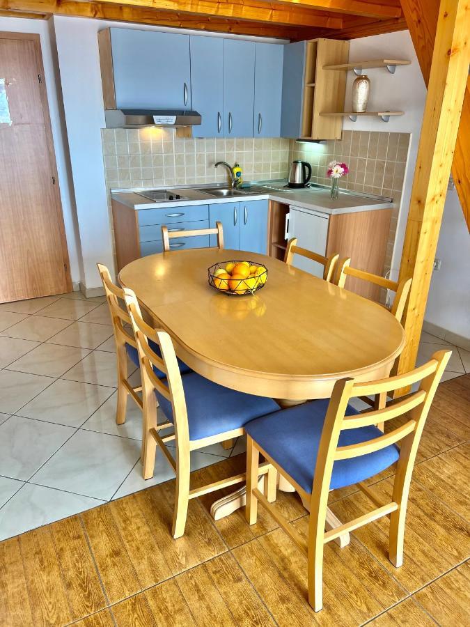 Vespera Apartments Bol Dış mekan fotoğraf