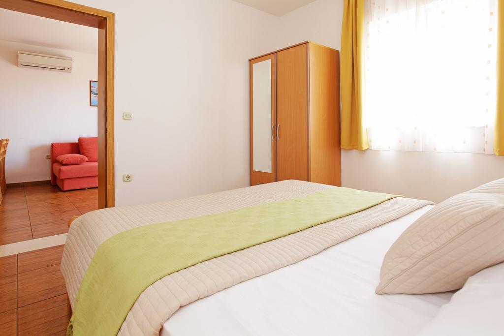 Vespera Apartments Bol Dış mekan fotoğraf